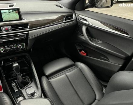 Серый БМВ X2, объемом двигателя 2 л и пробегом 130 тыс. км за 21990 $, фото 29 на Automoto.ua