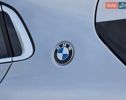 Сірий БМВ X2, об'ємом двигуна 2 л та пробігом 57 тис. км за 21499 $, фото 26 на Automoto.ua