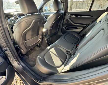 Сірий БМВ X2, об'ємом двигуна 2 л та пробігом 43 тис. км за 26000 $, фото 7 на Automoto.ua