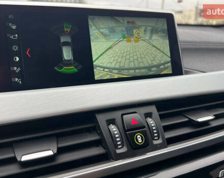 Серый БМВ X2, объемом двигателя 2 л и пробегом 145 тыс. км за 21500 $, фото 17 на Automoto.ua