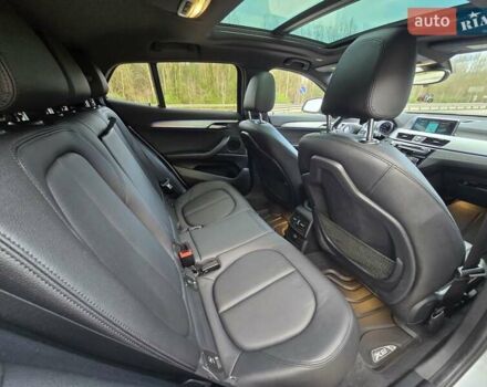 Сірий БМВ X2, об'ємом двигуна 2 л та пробігом 57 тис. км за 21499 $, фото 55 на Automoto.ua