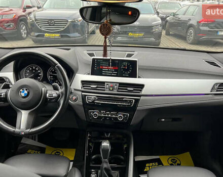 Серый БМВ X2, объемом двигателя 2 л и пробегом 145 тыс. км за 21500 $, фото 14 на Automoto.ua