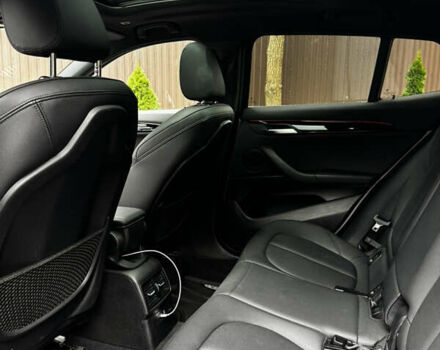 Серый БМВ X2, объемом двигателя 2 л и пробегом 114 тыс. км за 25000 $, фото 35 на Automoto.ua