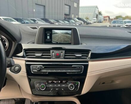 Сірий БМВ X2, об'ємом двигуна 2 л та пробігом 64 тис. км за 19640 $, фото 27 на Automoto.ua