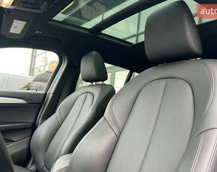 Серый БМВ X2, объемом двигателя 2 л и пробегом 145 тыс. км за 21500 $, фото 9 на Automoto.ua