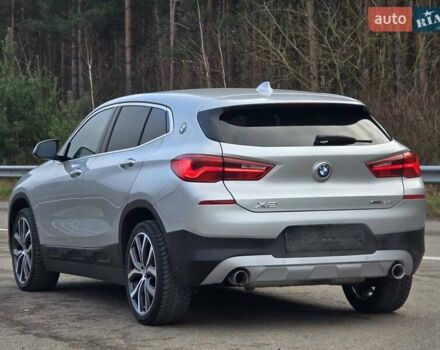 Сірий БМВ X2, об'ємом двигуна 2 л та пробігом 57 тис. км за 21499 $, фото 5 на Automoto.ua