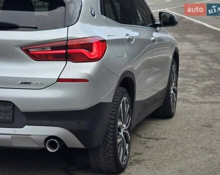Сірий БМВ X2, об'ємом двигуна 2 л та пробігом 57 тис. км за 21499 $, фото 28 на Automoto.ua