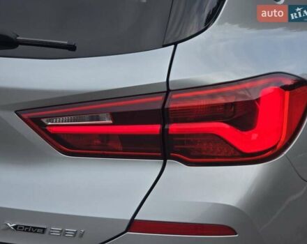 Сірий БМВ X2, об'ємом двигуна 2 л та пробігом 57 тис. км за 21499 $, фото 29 на Automoto.ua