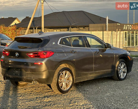 БМВ X2 2018 в Луцке на Automoto.ua Серый БМВ X2, объемом двигателя 2 л и пробегом 133 тыс. км за 12900 $, фото 3 на Automoto.ua