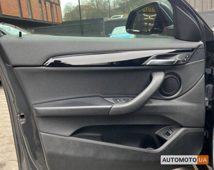 Сірий БМВ X2, об'ємом двигуна 2 л та пробігом 43 тис. км за 28000 $, фото 6 на Automoto.ua