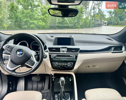 Серый БМВ X2, объемом двигателя 2 л и пробегом 75 тыс. км за 24000 $, фото 7 на Automoto.ua