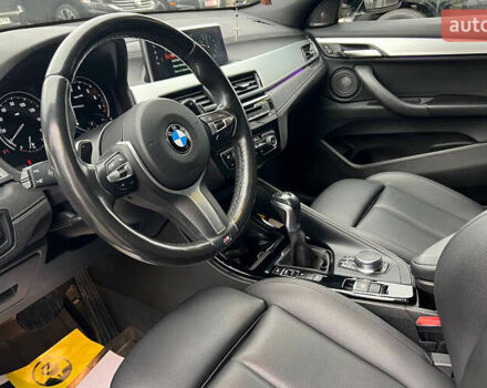 Серый БМВ X2, объемом двигателя 2 л и пробегом 145 тыс. км за 21500 $, фото 10 на Automoto.ua
