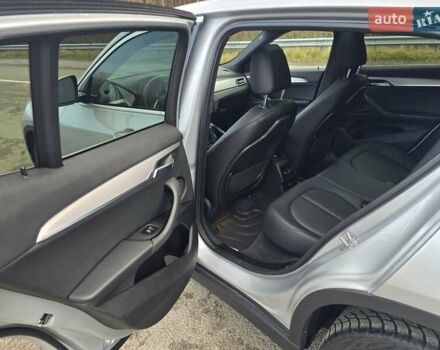 Сірий БМВ X2, об'ємом двигуна 2 л та пробігом 57 тис. км за 21499 $, фото 48 на Automoto.ua