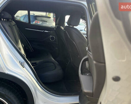 Серый БМВ X2, объемом двигателя 2 л и пробегом 87 тыс. км за 24000 $, фото 28 на Automoto.ua