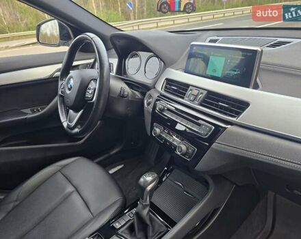 Сірий БМВ X2, об'ємом двигуна 2 л та пробігом 57 тис. км за 21499 $, фото 66 на Automoto.ua