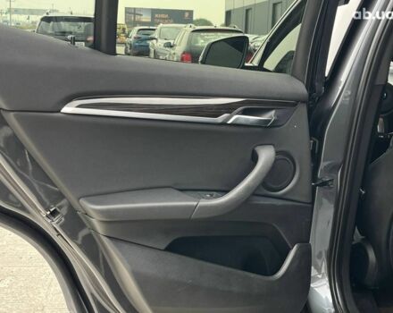 Серый БМВ X2, объемом двигателя 2 л и пробегом 130 тыс. км за 21990 $, фото 33 на Automoto.ua