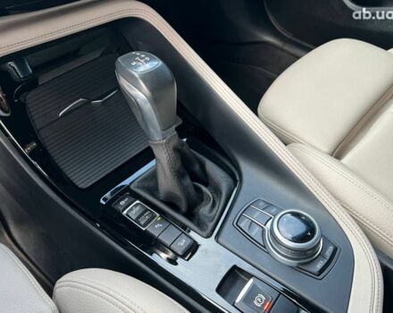 Сірий БМВ X2, об'ємом двигуна 2 л та пробігом 64 тис. км за 19640 $, фото 30 на Automoto.ua