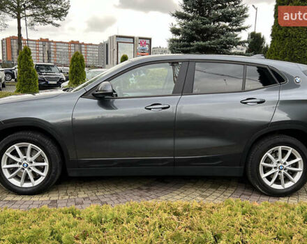 Серый БМВ X2, объемом двигателя 2 л и пробегом 101 тыс. км за 24800 $, фото 3 на Automoto.ua