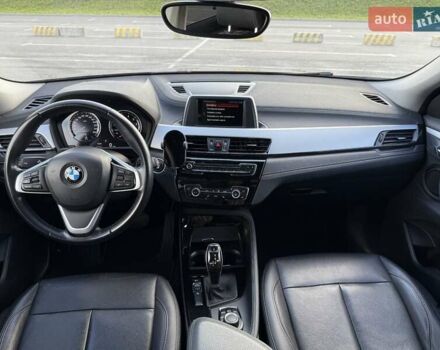 Серый БМВ X2, объемом двигателя 2 л и пробегом 99 тыс. км за 24000 $, фото 7 на Automoto.ua