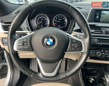 Серый БМВ X2, объемом двигателя 2 л и пробегом 64 тыс. км за 19640 $, фото 22 на Automoto.ua
