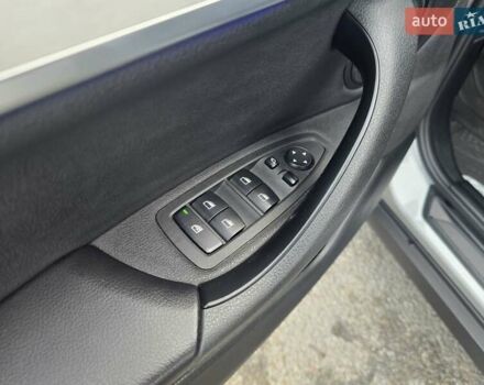 Сірий БМВ X2, об'ємом двигуна 2 л та пробігом 57 тис. км за 21499 $, фото 36 на Automoto.ua