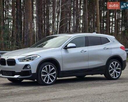 Сірий БМВ X2, об'ємом двигуна 2 л та пробігом 57 тис. км за 21499 $, фото 2 на Automoto.ua