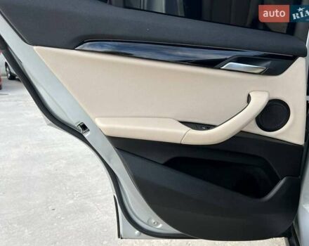 Серый БМВ X2, объемом двигателя 2 л и пробегом 64 тыс. км за 19640 $, фото 35 на Automoto.ua