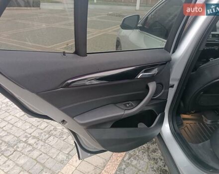 Серый БМВ X2, объемом двигателя 2 л и пробегом 107 тыс. км за 19700 $, фото 13 на Automoto.ua