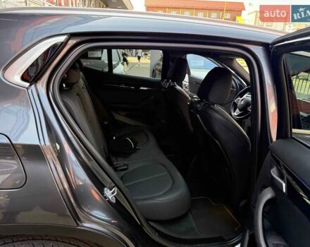 Сірий БМВ X2, об'ємом двигуна 2 л та пробігом 36 тис. км за 22900 $, фото 36 на Automoto.ua