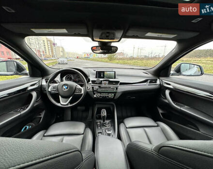 Серый БМВ X2, объемом двигателя 2 л и пробегом 81 тыс. км за 22900 $, фото 58 на Automoto.ua