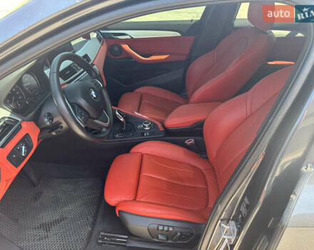 Серый БМВ X2, объемом двигателя 2 л и пробегом 28 тыс. км за 24500 $, фото 22 на Automoto.ua