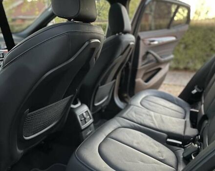 Серый БМВ X2, объемом двигателя 2 л и пробегом 34 тыс. км за 21900 $, фото 25 на Automoto.ua