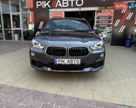 Сірий БМВ X2, об'ємом двигуна 2 л та пробігом 36 тис. км за 22900 $, фото 2 на Automoto.ua