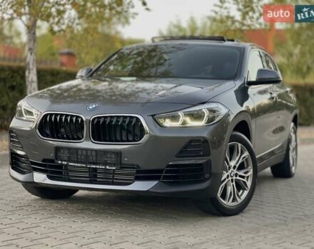 Серый БМВ X2, объемом двигателя 2 л и пробегом 34 тыс. км за 21900 $, фото 2 на Automoto.ua