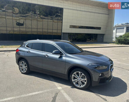 Серый БМВ X2, объемом двигателя 2 л и пробегом 28 тыс. км за 24500 $, фото 7 на Automoto.ua