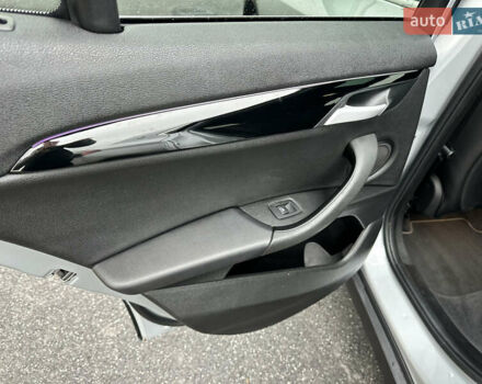 Серый БМВ X2, объемом двигателя 2 л и пробегом 81 тыс. км за 22900 $, фото 53 на Automoto.ua