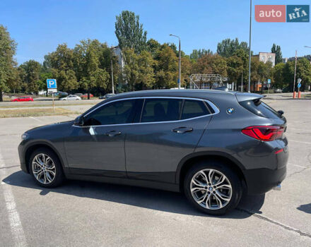 Серый БМВ X2, объемом двигателя 2 л и пробегом 28 тыс. км за 24500 $, фото 19 на Automoto.ua