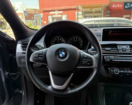 Сірий БМВ X2, об'ємом двигуна 2 л та пробігом 36 тис. км за 22900 $, фото 32 на Automoto.ua