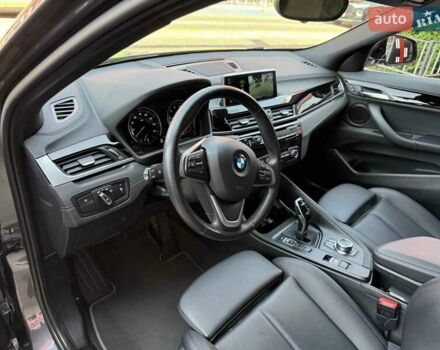 Сірий БМВ X2, об'ємом двигуна 2 л та пробігом 36 тис. км за 22900 $, фото 15 на Automoto.ua