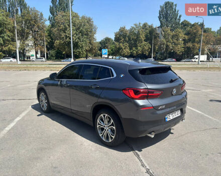Серый БМВ X2, объемом двигателя 2 л и пробегом 28 тыс. км за 24500 $, фото 3 на Automoto.ua