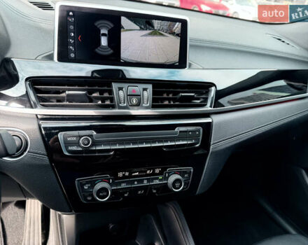 Серый БМВ X2, объемом двигателя 2 л и пробегом 89 тыс. км за 25500 $, фото 37 на Automoto.ua