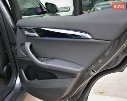 Серый БМВ X2, объемом двигателя 2 л и пробегом 89 тыс. км за 24500 $, фото 49 на Automoto.ua