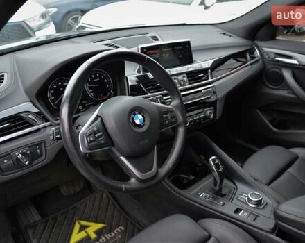 Серый БМВ X2, объемом двигателя 2 л и пробегом 89 тыс. км за 24500 $, фото 20 на Automoto.ua