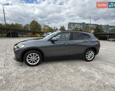Серый БМВ X2, объемом двигателя 1.5 л и пробегом 137 тыс. км за 22500 $, фото 2 на Automoto.ua