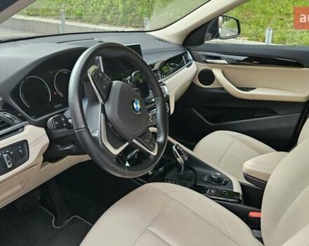 Серый БМВ X2, объемом двигателя 1.5 л и пробегом 41 тыс. км за 28500 $, фото 4 на Automoto.ua