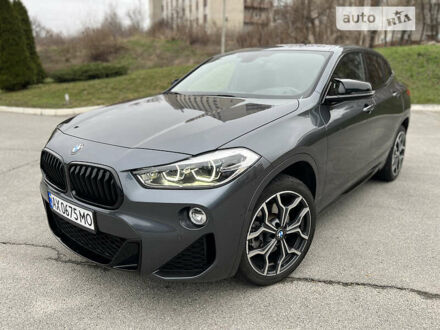 БМВ X2 2018 у Києві на Automoto.ua Сірий БМВ X2, об'ємом двигуна 2 л та пробігом 53 тис. км за 27900 $, фото 1 на Automoto.ua