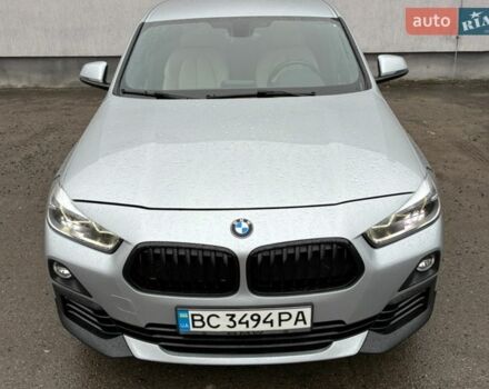 Серый БМВ X2, объемом двигателя 2 л и пробегом 97 тыс. км за 24000 $, фото 1 на Automoto.ua