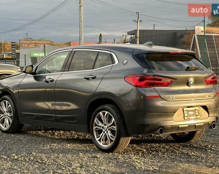 БМВ X2 2018 в Луцке на Automoto.ua Серый БМВ X2, объемом двигателя 2 л и пробегом 133 тыс. км за 12900 $, фото 1 на Automoto.ua