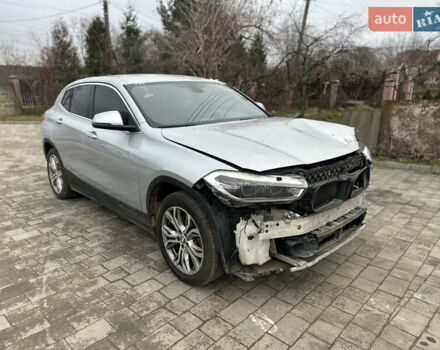 Серый БМВ X2, объемом двигателя 2 л и пробегом 172 тыс. км за 12600 $, фото 1 на Automoto.ua