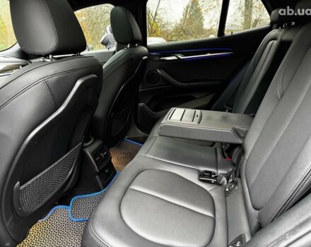 Синий БМВ X2, объемом двигателя 2 л и пробегом 61 тыс. км за 19490 $, фото 50 на Automoto.ua